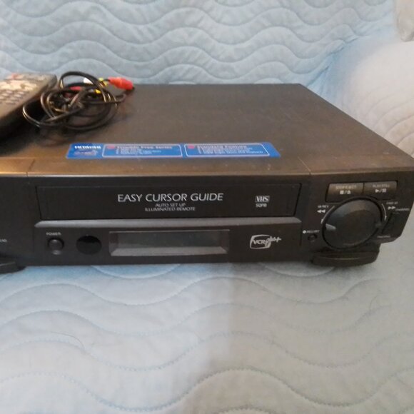 Hitachi VHS VCR and Quasar VHS camcorder and 2 cassette adapters - Picture 2 of 4